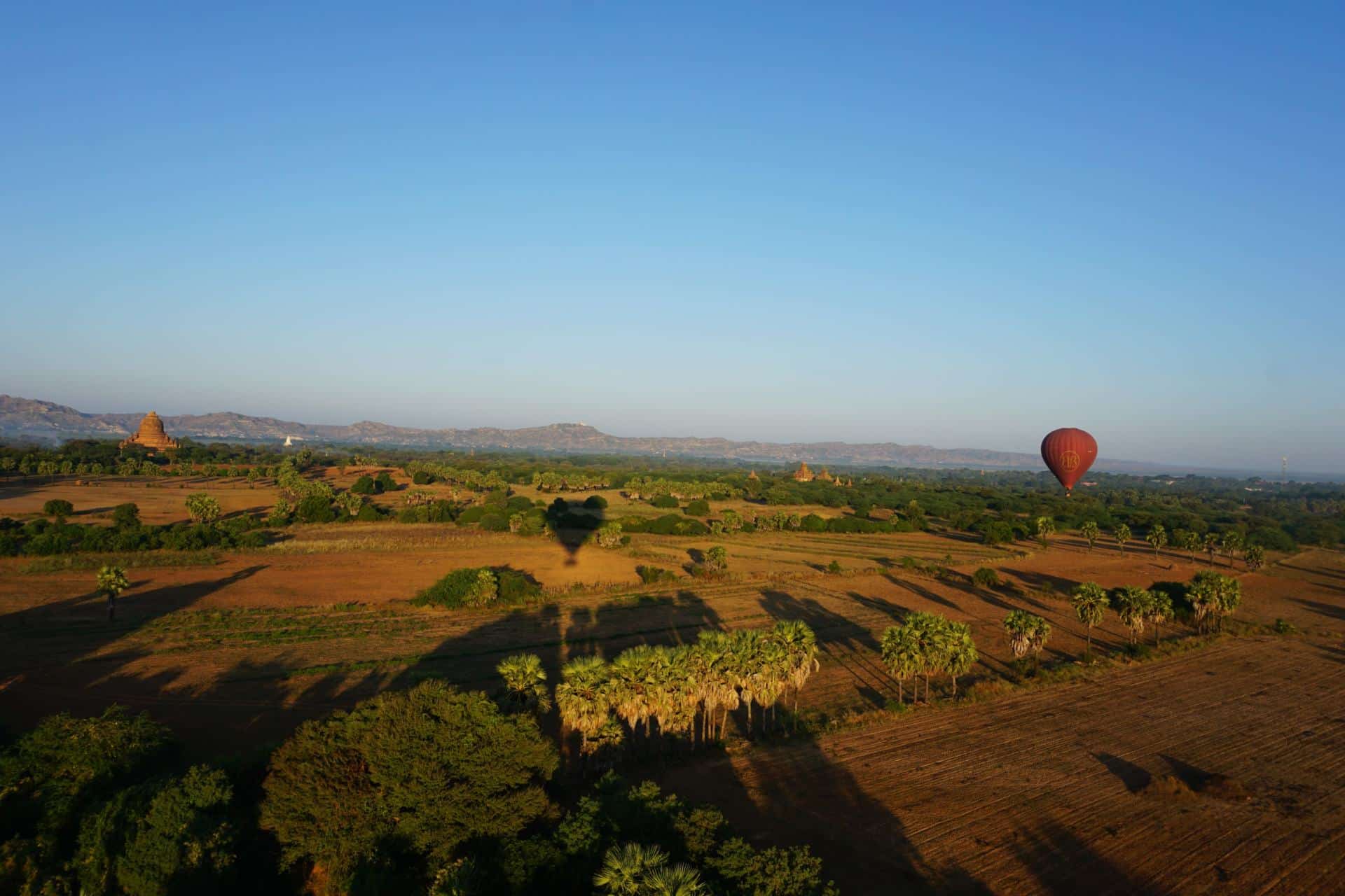 Balloons over Bagan- Ballonflug Bagan